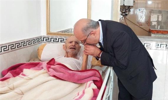 والدین معظم شهدا مریدان واقعی مکتب حسینی هستند