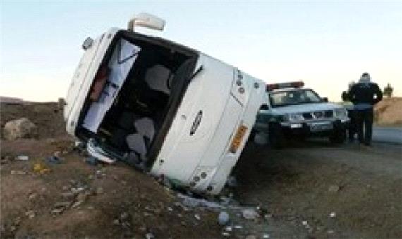 حادثه اتوبوس در محور انار- یزد 19 مصدوم داشت
