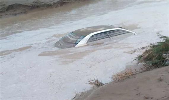 هلال احمر: یک نفر در سیلاب قلعه‌گنج مفقود شد