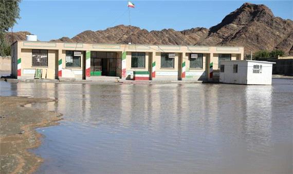 242 مدرسه در مناطق جنوبی کرمان در سیل اخیر آسیب دیده‌اند