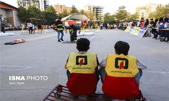 برگزاری مسابقۀ عملیاتی-ورزشی آتش‌نشانان در کرمان