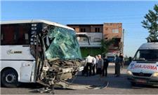 تصادف اتوبوس در جاده شهربابک - سیرجان 22 زخمی به جای گذاشت