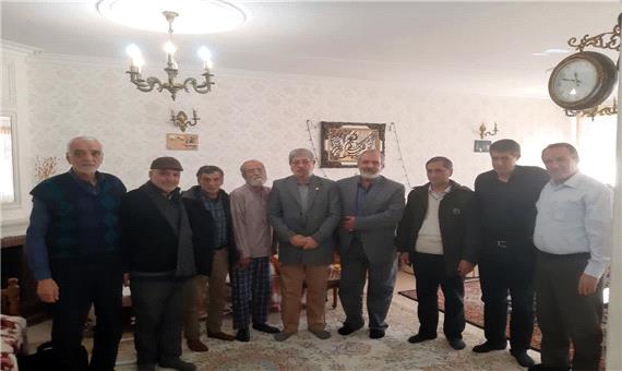 دیدار مدیرکل بنیاد تهران بزرگ با پدر شهید «حسن جشنی»
