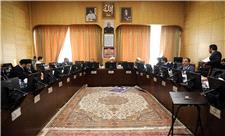 نشست کمیسیون فرهنگی مجلس با حضور قاضی‌زاده هاشمی/ حمایت مجلس از برنامه‌های بنیاد برای ترویج فرهنگ ایثار و شهادت
