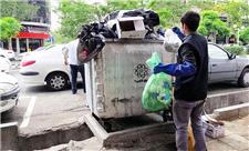 شیوه جدید برای حذف پدیده زباله‌گردی / مخازن زباله از سطح شهر جمع خواهند شد