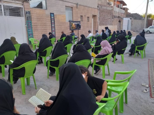 میزبانی عزادارن حسینی از خادمیاران رضوی