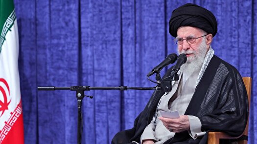 اتحاد مردم، مسئولان و نیرو‌های مسلح نباید خدشه دار شود