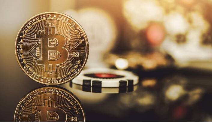 عقب‌گرد ۲ درصدی بیت کوین در بازار تمام قرمز امروز