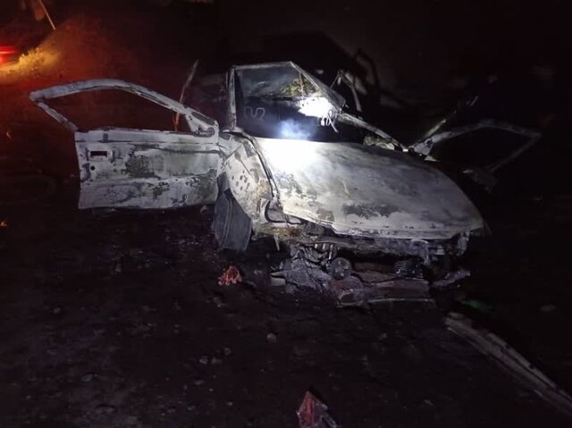وقوع ۲ حادثه رانندگی در زرند؛ سرنشینان پژو در آتش سوختند