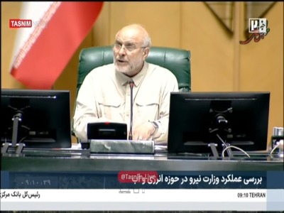 قالیباف: نصب پنل‌های خورشیدی باید ماهانه گزارش شود