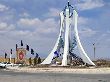 مجسمه ساز کرمانی با آثار کم نظیر هنری در دل کویر