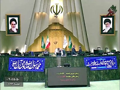 تذکر نماینده کرمان و راور به وزیر راه درباره زیرساخت‌های جاده‌های ریلی کرمان