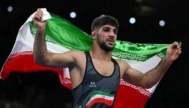 اعجوبه ایرانی با اقتدار قهرمان شد؛ سعید اسماعیلی مرد طلایی کشتی فرنگی