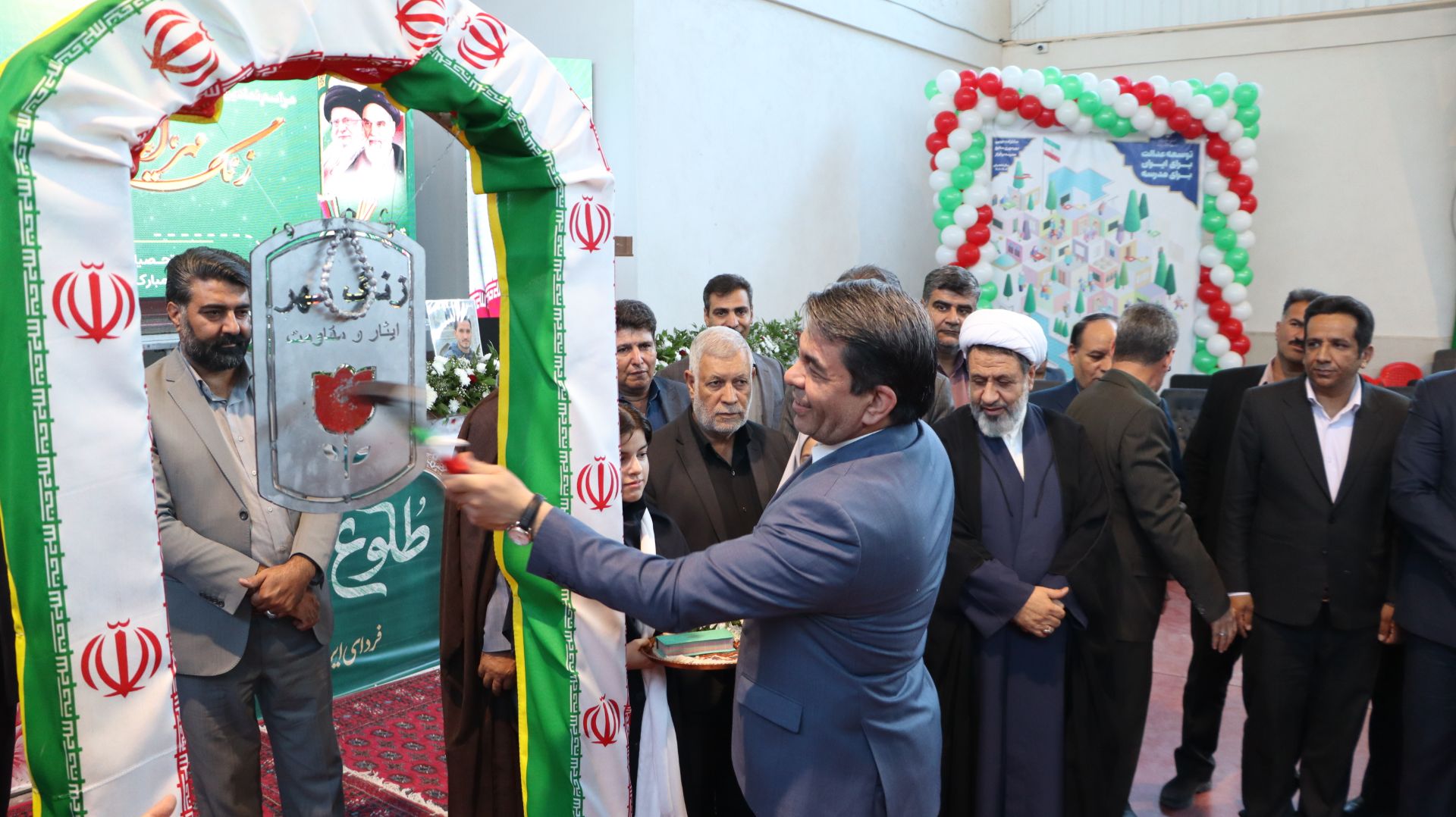 زنگ مهر، ایثار و مقاومت با حضور بیش از ۶۵۰ هزار دانش آموز در ۶ هزار و ۲۰ مدرسه استان کرمان نواخته شد