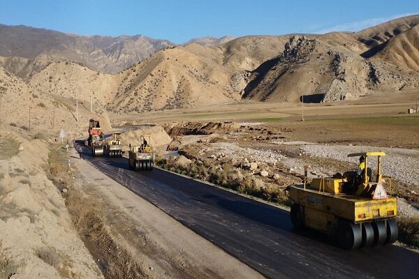 بیش از ۶۷ کیلومتر از راه‌های روستایی استان کرمان آسفالت شد