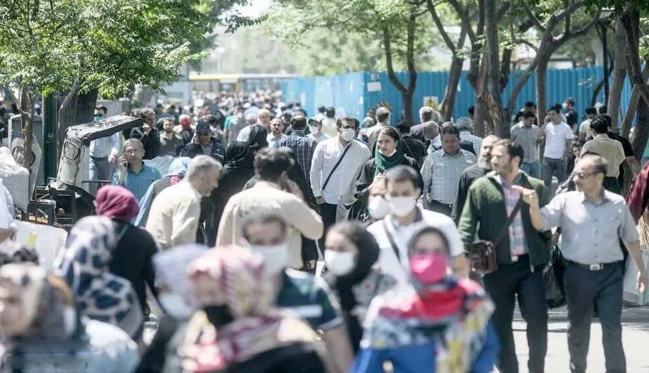برزخ اضطرار؛ وضعیت جامعه ایرانی ۱۰۰ روز پس از جنگ