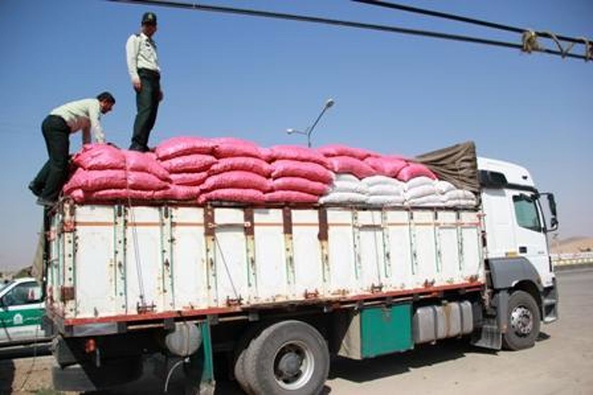 کشف سوخت و گندم قاچاق در کرمان