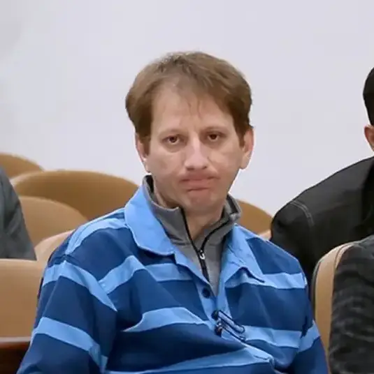 «فرزین» حکم تخلیه «زنجانی» را صادر می‌کند؟؛ سرنوشت مبهم برج معروف تهران پس از انحلال بانک آینده