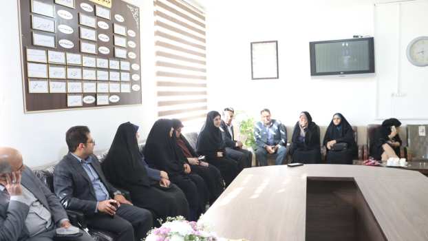 مدرسه، کانون تلاش، همدلی و رشد است