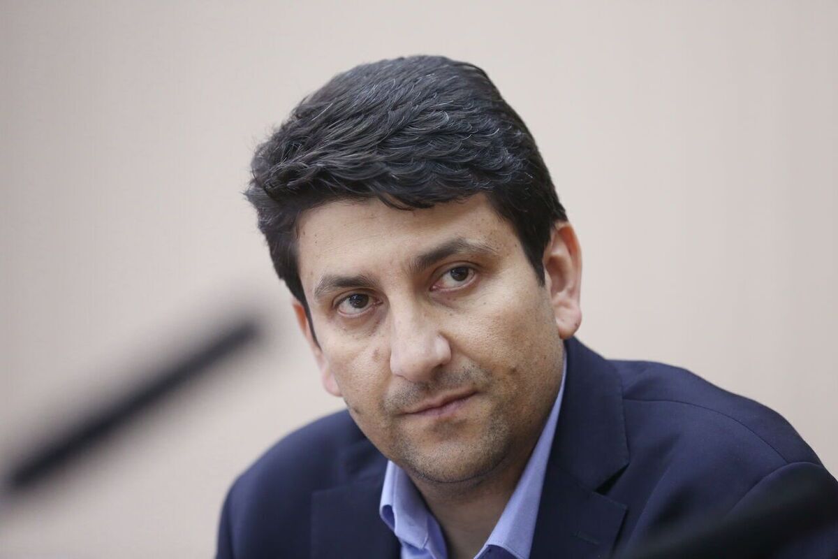 ستار هاشمی: برخورداری از فیبر نوری نیازمند هزینه جدید مشترکان نیست