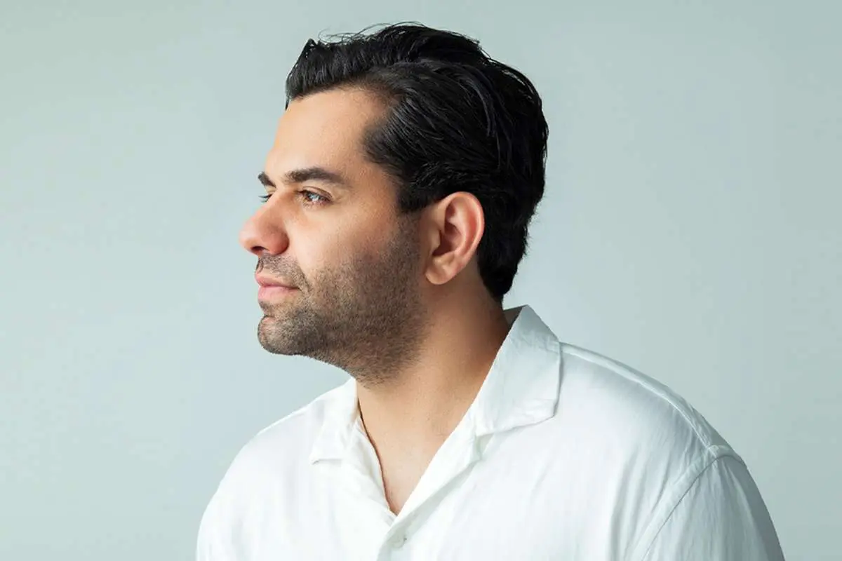 موزیک ویدیو «از عشق بگو» از رضا بهرام