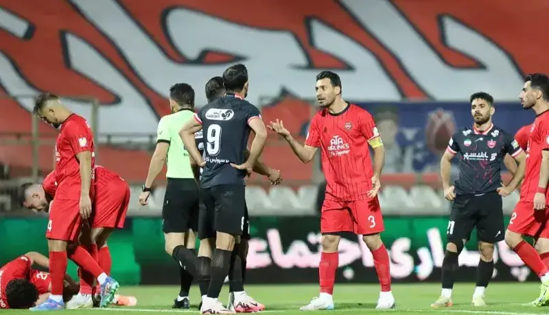 تراکتور 24 ساعت صدرنشین است