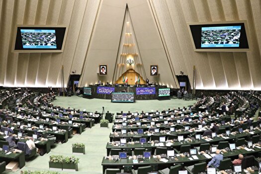 تعیین وظایف وزارت ارتباطات برای ایجاد بازارگاه هوش مصنوعی