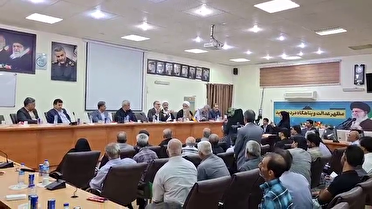 پیگیری مشکلات خانواده شهدا و ایثارگران