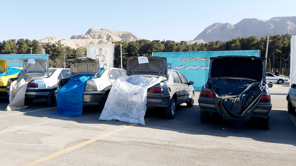 نمایشگاه اقتدار پلیس کرمان؛ ایست به ۲۸۰۰ خودروی شوتی و کشف گنج‌یاب!