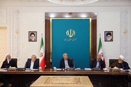 مأموریت‌ دستگاه‌ها در قانون اساسی با اولویت اجرا ابلاغ شود