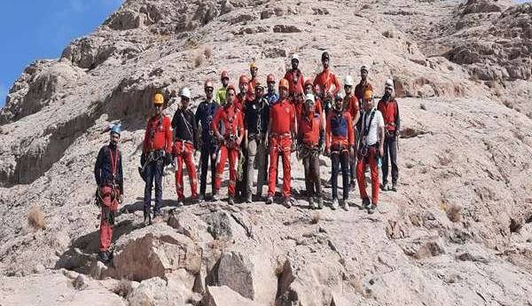 نجاتگران ۹ استان کشور در ارتفاعات کرمان گرد هم آمدند