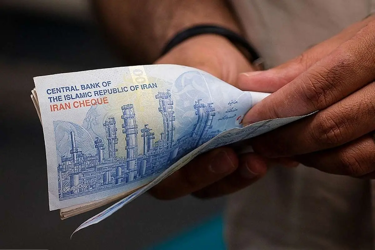 مبلغ عیدی کارگران و کارمندان چند؟