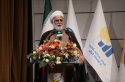 امام‌جمعه کیش: روزنه‌های امید در جزیره باید به فرصت‌های پایدار تبدیل شود