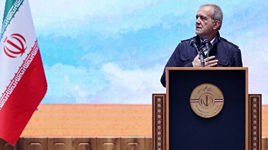 برای جوانان هر کاری انجام می‌دهیم تا با امید زندگی کنند