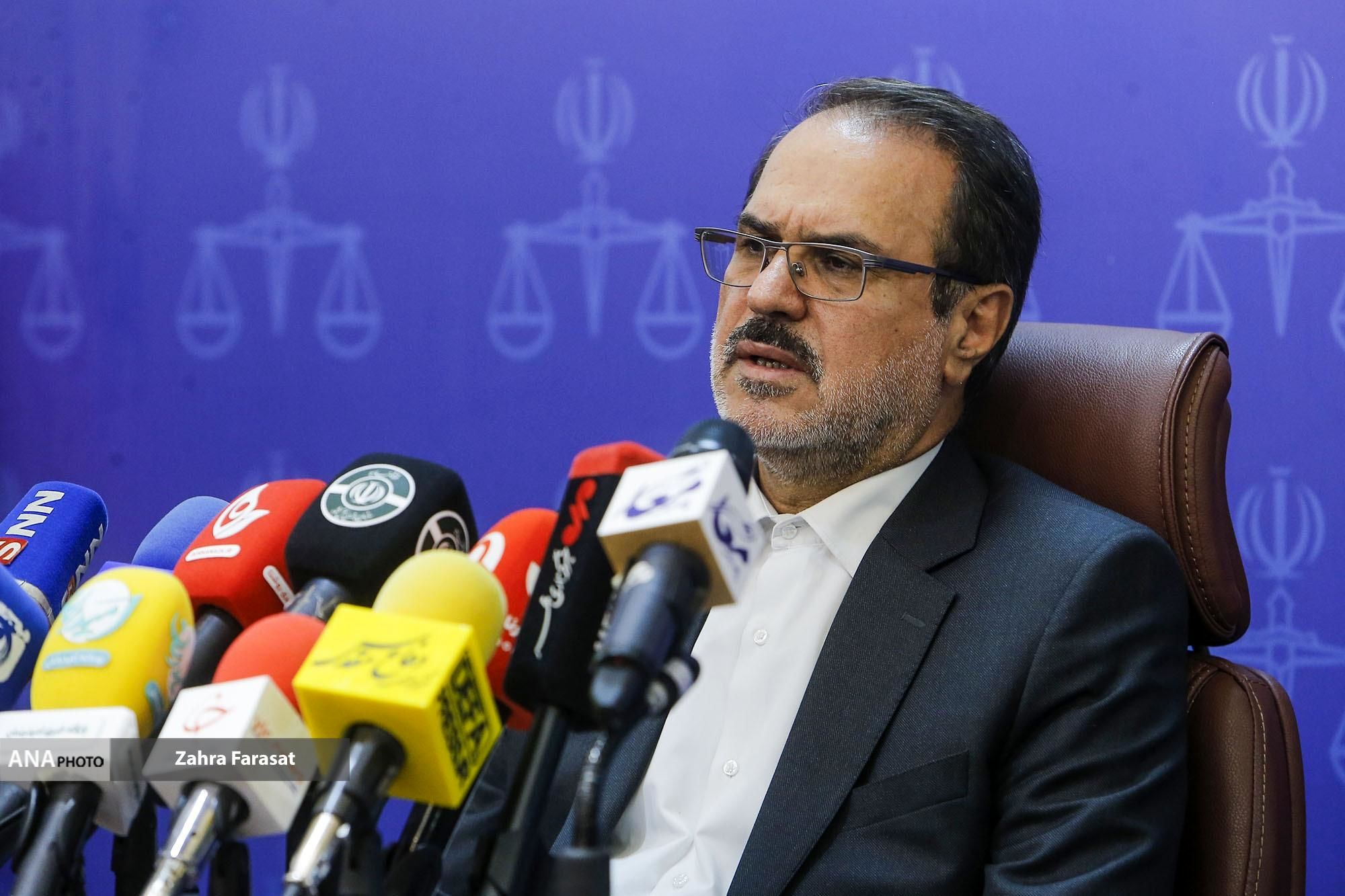 رئیس سازمان بازرسی: یک‌سوم بدهی‌های بانکی در دست ۱۰۰ نفر است