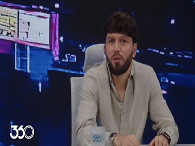 از من تعریف می‌کرد ولی بازی نمی‌داد!