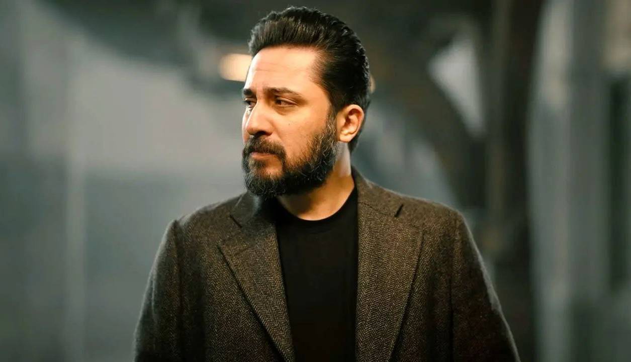 روزبه بمانی برای «مجنون» خواند/ صدای روزبه بمانی در «مجنون»