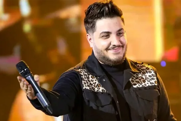 موزیک ویدیو «شب رویایی» از آرون افشار