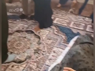 فیلم/ دلتنگی مادر شهید مفقود الاثر حسین امیری شجاعی در کنار تابوت شهید گمنام