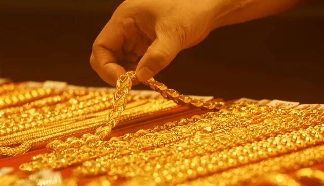درخشش طلای جهانی برای چهارمین ماه متوالی