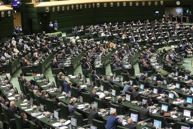 جلسه غیر علنی مجلس درباره بودجه سالیانه