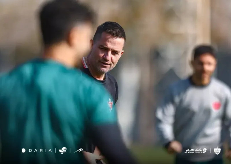 دو ستاره پرسپولیس خارج از قاب تمرین گروهی