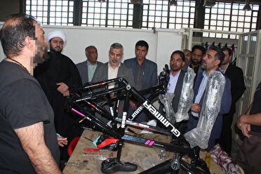 راه اندازی کارگاه تولید دوچرخه و کفش در زندان بم