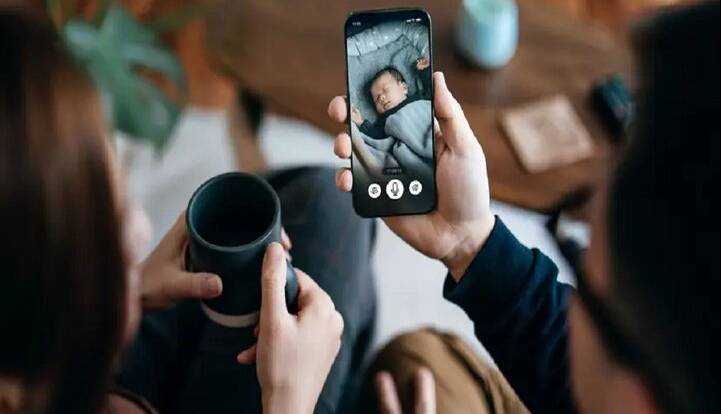 بزرگ‌کردن نوزاد با فناوری و هوش مصنوعی، درست یا غلط؟