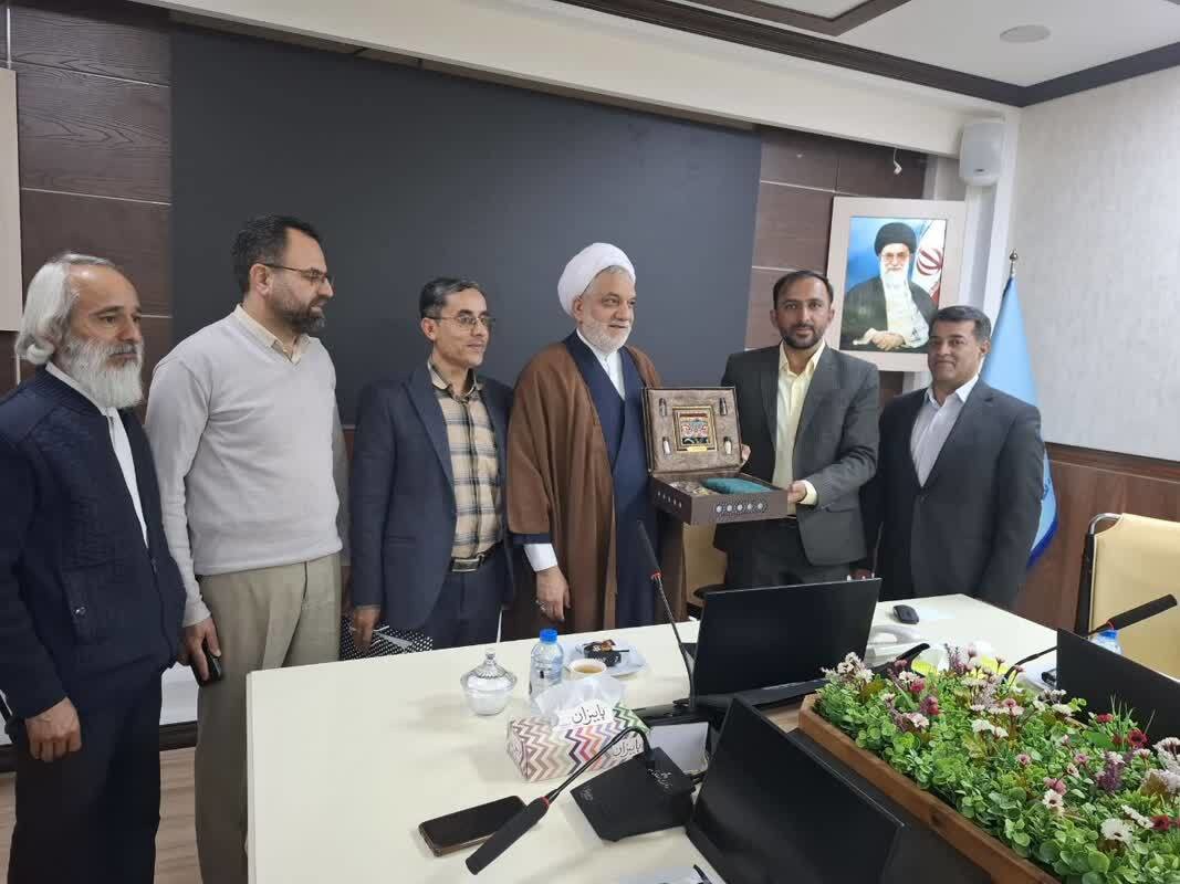 قضات کرمانی در صف خادمان امام رضا (ع)؛ پرونده جدید خدمتگزاری در چایخانه رضوی