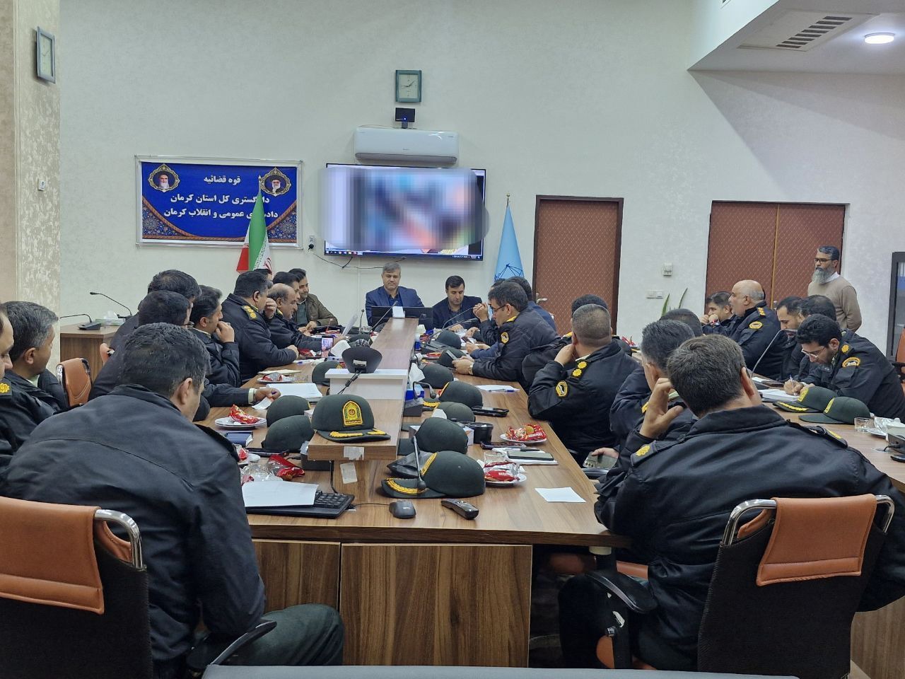 تاکید دادستان کرمان بر تعیین تکلیف پرونده‌های رسوبی در مراجع انتظامی