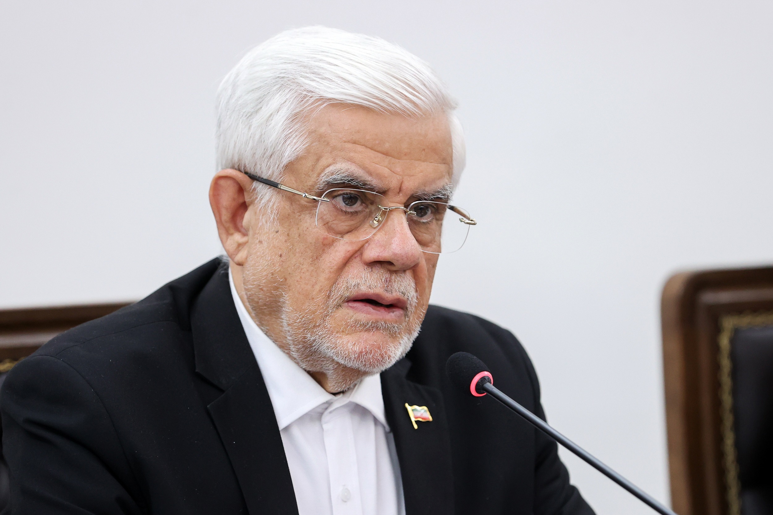 عارف: کاهش ۱۰ درصدی تلفات جاده‌ای، تکلیفی قانونی است