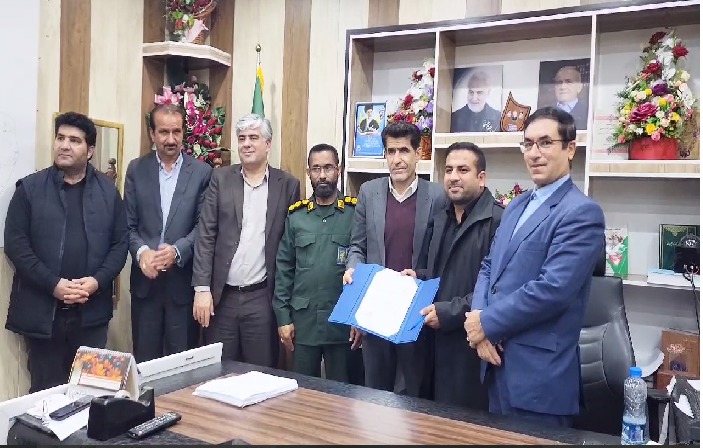 فرماندار شهرستان منوجان یار دوازدهم تیم ملی شد