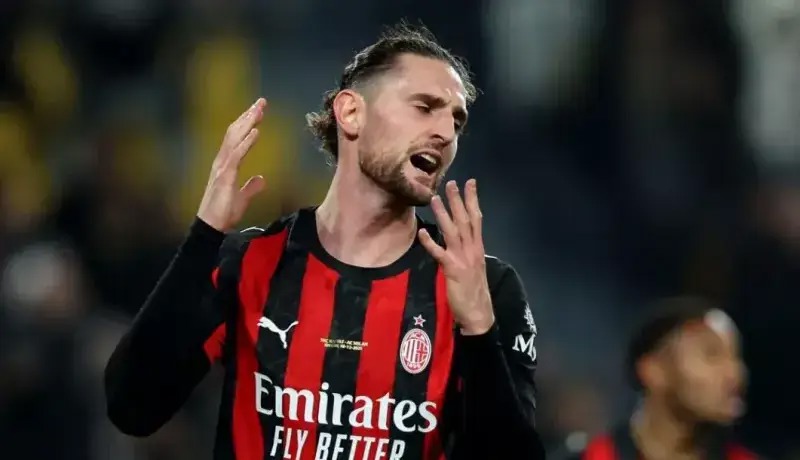 آدرین رابیو: داورها اصلا خوب نیستند اما ما زیاد گل می‌خوریم