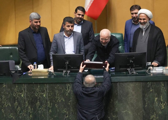 متن کامل لایحه بودجه ۱۴۴۴ میلیارد تومانی سال ۱۴۰۵ منتشر شد